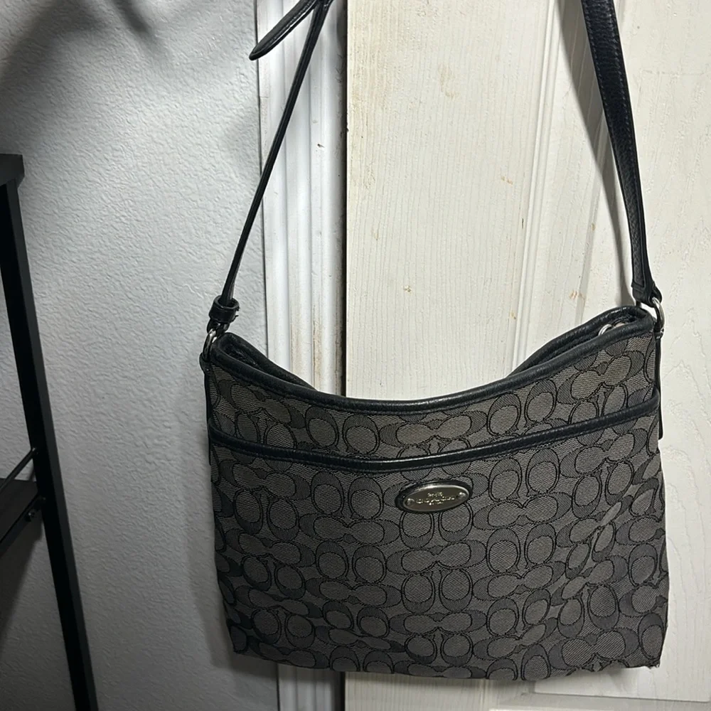 Purse - Picture 4 of 4